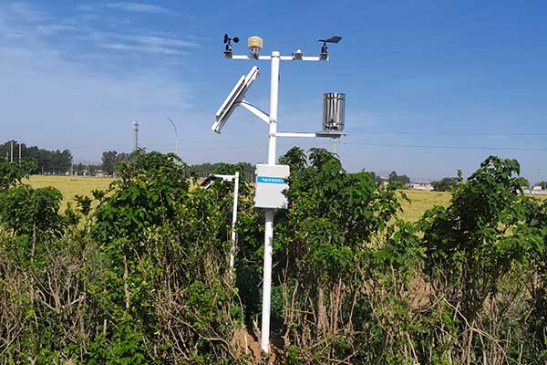 河南安陽雙全村智慧農業(yè)氣象站安裝　